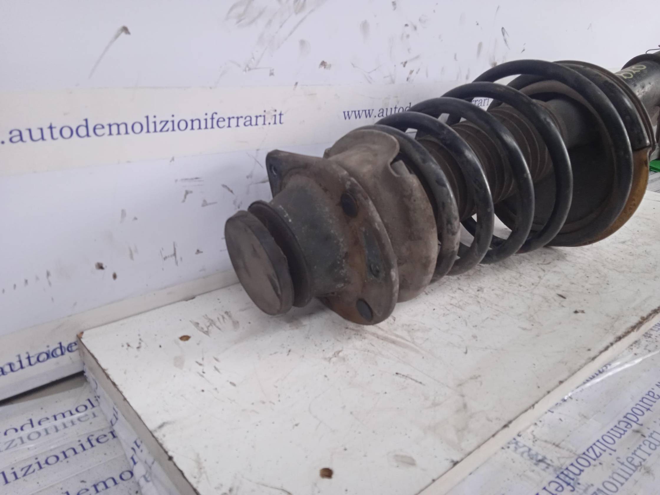 Ammortizzatore ant. dx.